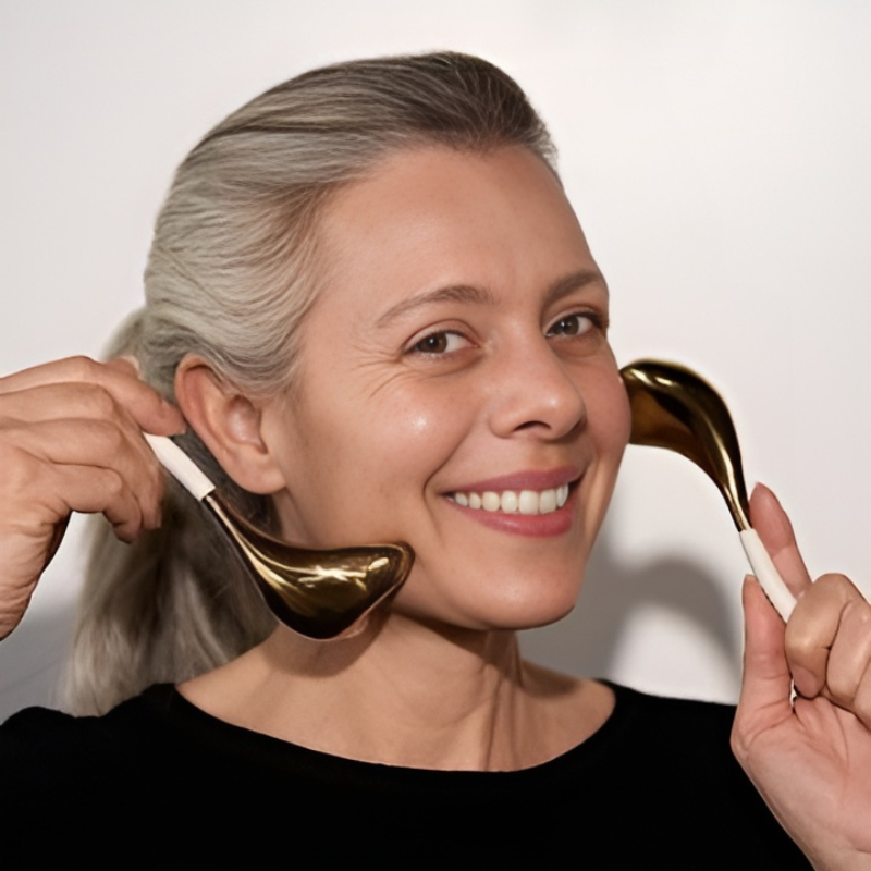 Comment Utiliser les Outils de Tonification Cryo Caudabio pour Atténuer les Rides et les Vergetures Naturellement